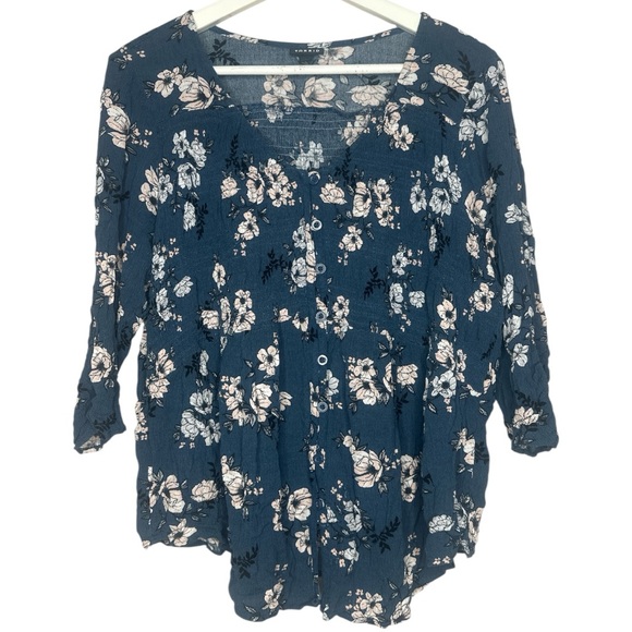 torrid Tops - Torrid Blue Floral Blouse Size 1